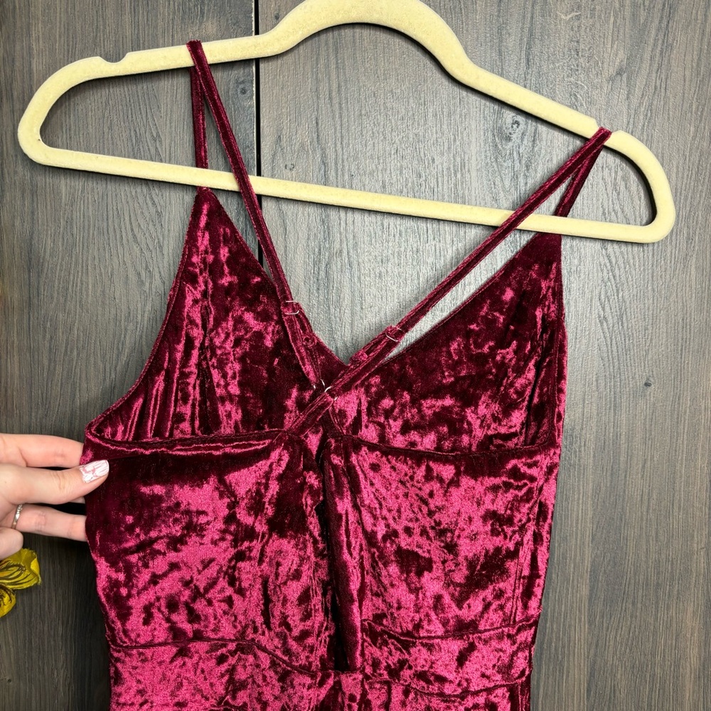 b💙2/$40💙NWT R. Vivimos Crushed Velvet Burgundy Red Swing Dress Size Medium - Picture 10 of 16
